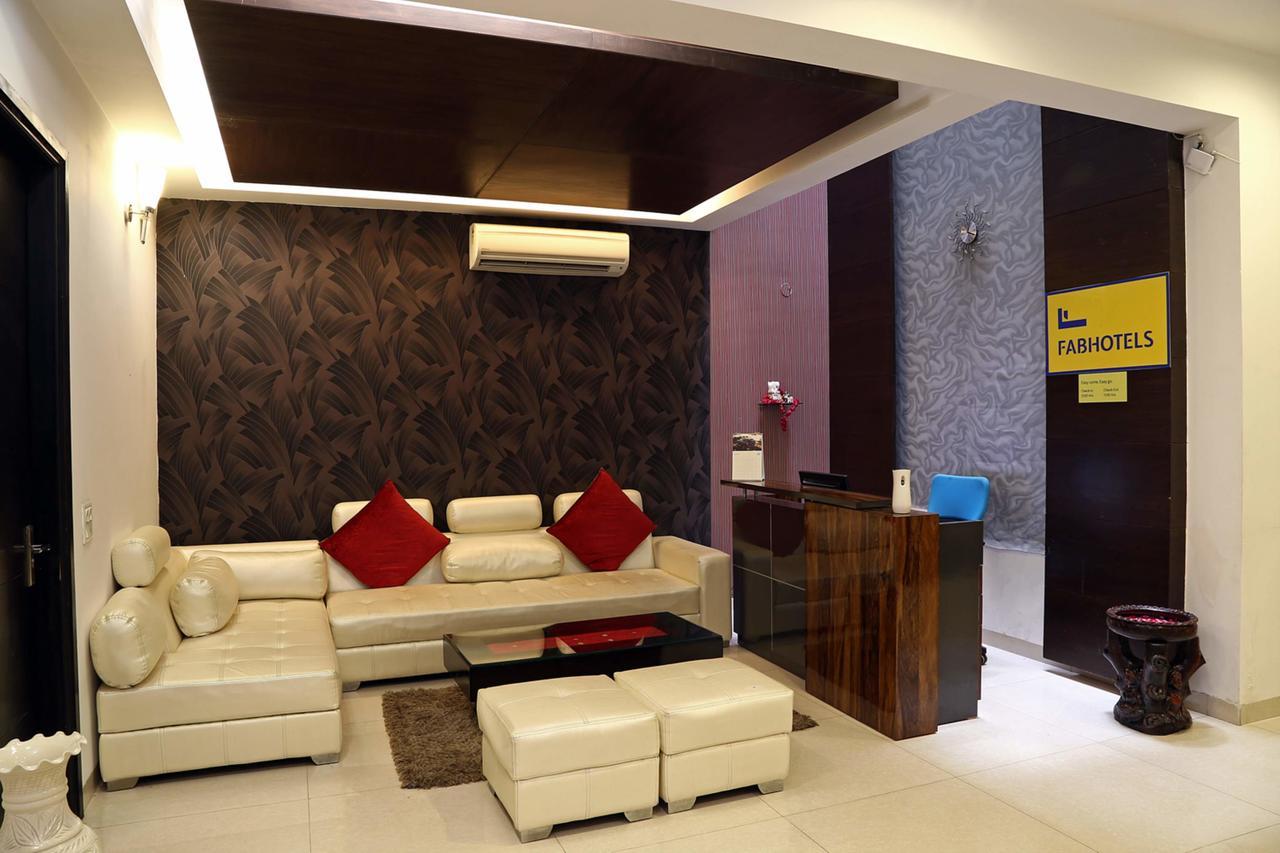 Fabhotel Signature Cyber Park Delhi  Dış mekan fotoğraf