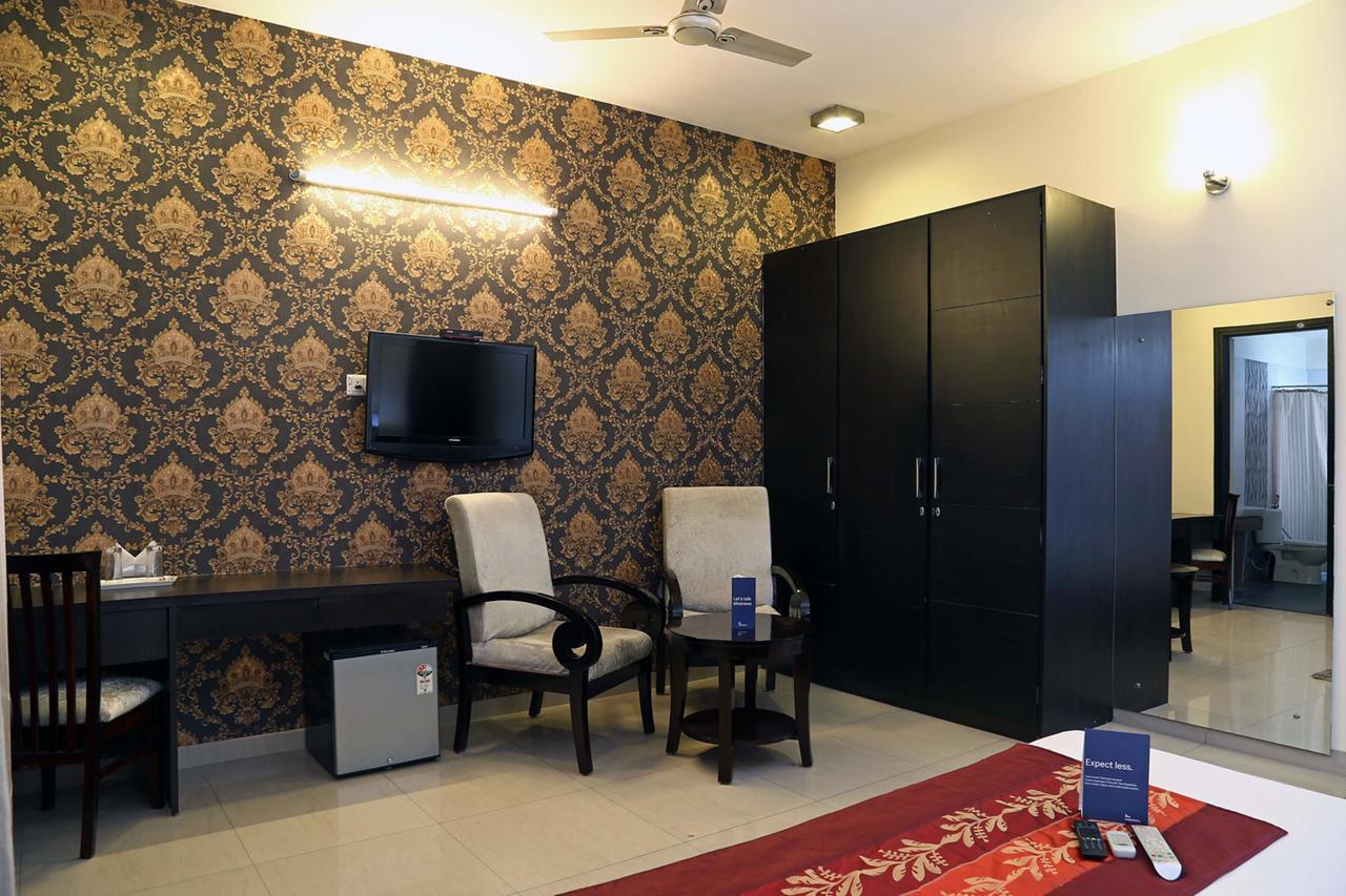Fabhotel Signature Cyber Park Delhi  Dış mekan fotoğraf