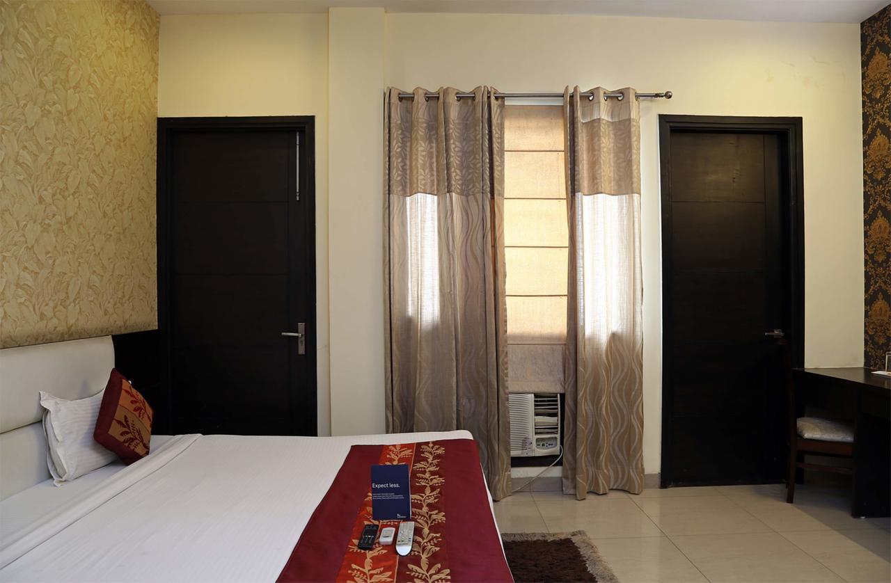 Fabhotel Signature Cyber Park Delhi  Dış mekan fotoğraf