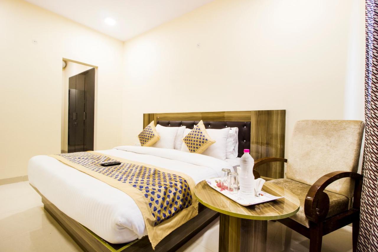 Fabhotel Signature Cyber Park Delhi  Dış mekan fotoğraf
